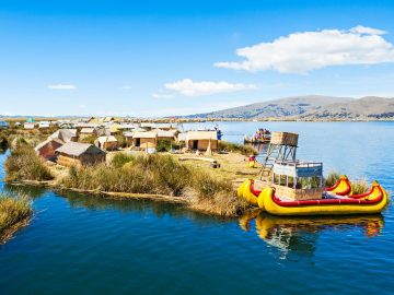 peru Lake Titicaca Floating Islands Tour